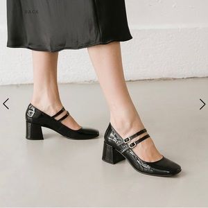 Jonak Mary Jane babies size 40, US 9